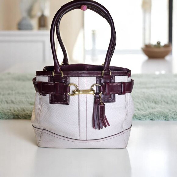 Coach Handbags - COACH Vintage Hamptons Satchel Carryall burgundy and invory leather